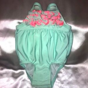 Cat & Jack Seafoam Green and Pink Suit, 3-6 months